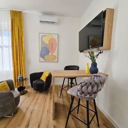 New Stylish & Modern Studio Apart - With Sea View Apartment Pula Luaran gambar