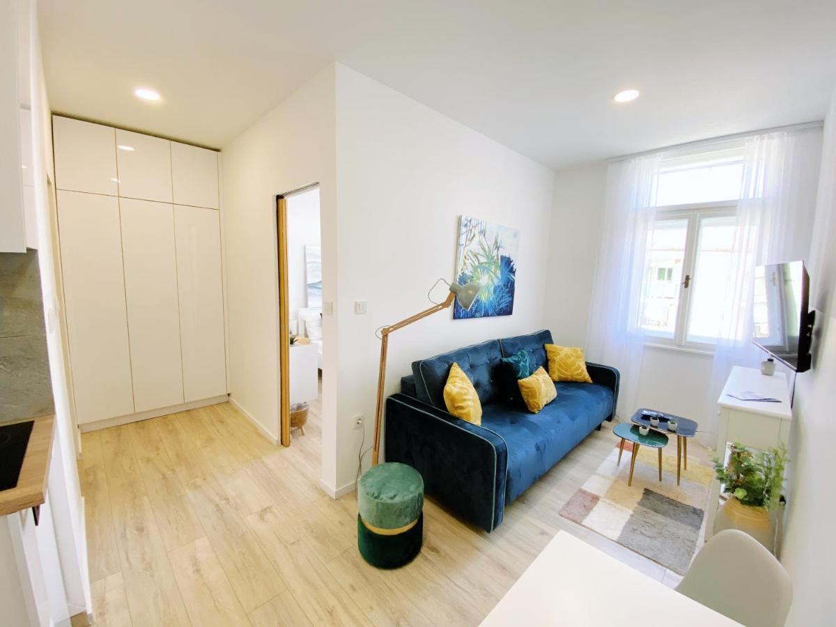 New Stylish & Modern Studio Apart - With Sea View Apartment Pula Luaran gambar